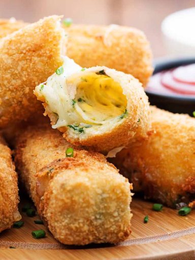 Air Fryer Mozzarella Sticks