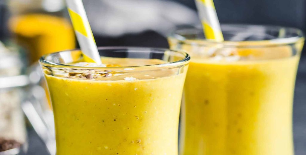 Golden Milk Smoothie (Turmeric Smoothie)