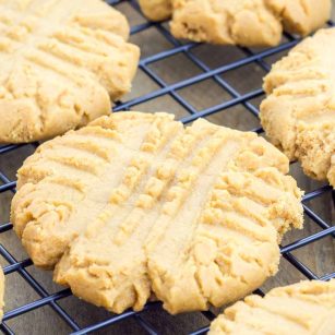 Homemade Peanut Butter Cookies