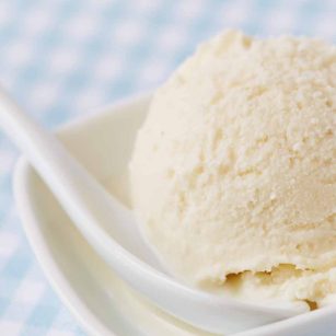 Homemade Vanilla Ice Cream