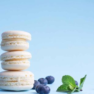 Homemade Vanilla Macarons