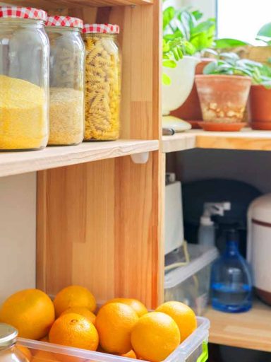 Kitchen pantry