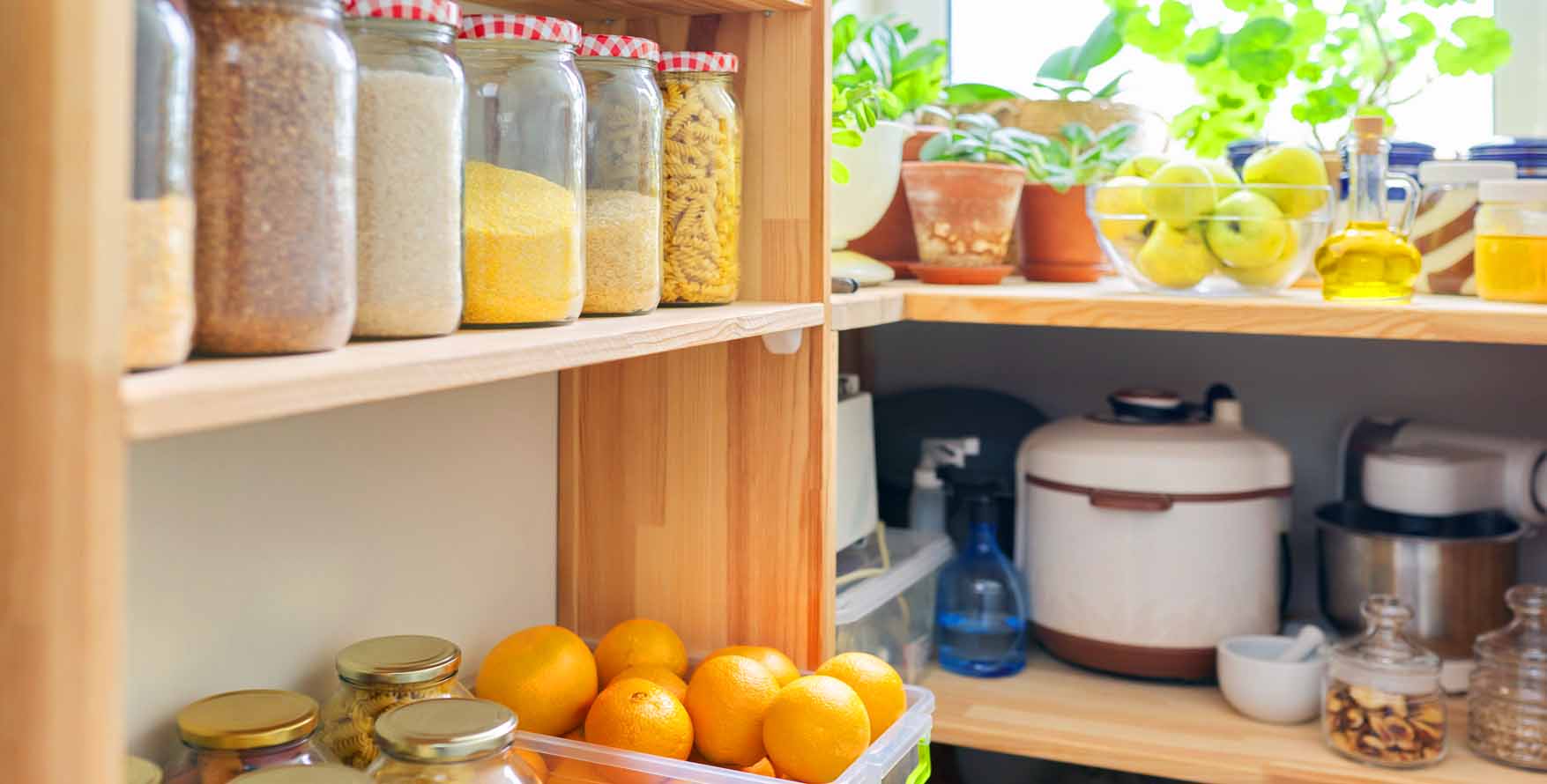 Kitchen pantry