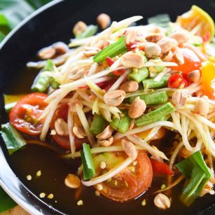 Thai Papaya Salad (Som Tum)