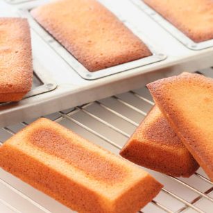 Financier Cake